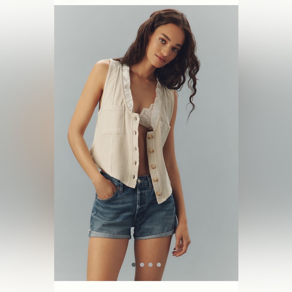 Anthropologie Cream Ruffled V-Neck Button-Front Ribbed Tank - Picture 2 of 3